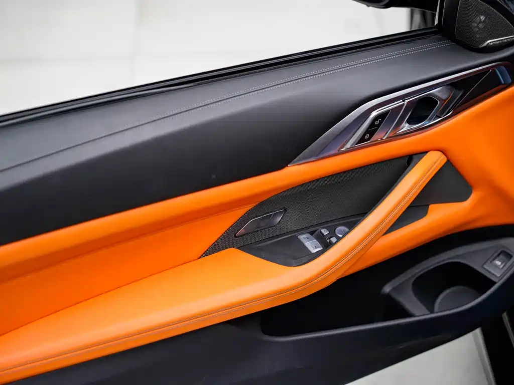 BMW M4 — миниатюра 10