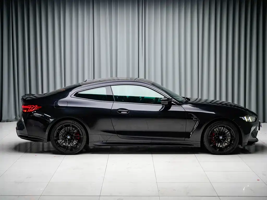BMW M4 — миниатюра 13