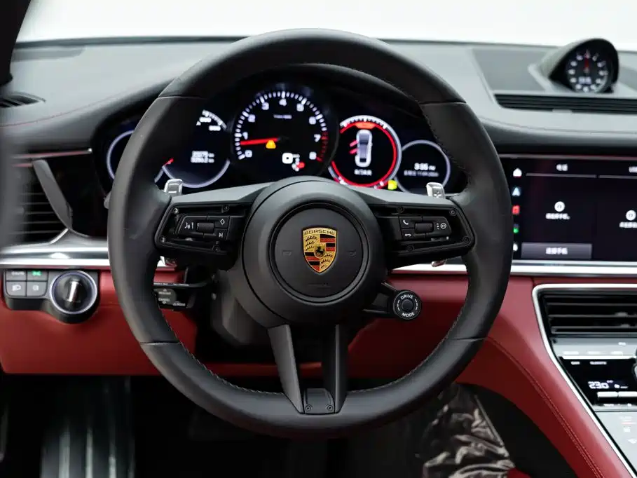 Porsche Panamera — миниатюра 13