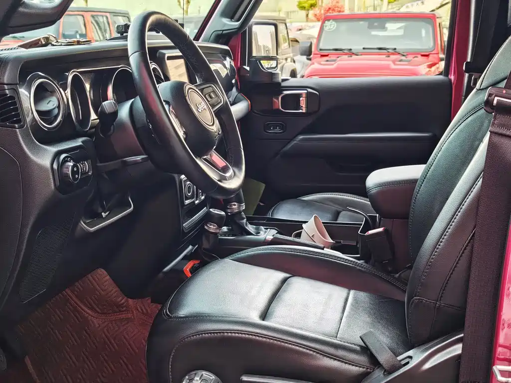 Jeep Wrangler — миниатюра 12
