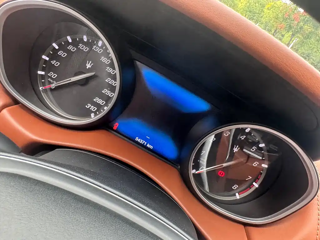 Maserati Levante — миниатюра 3