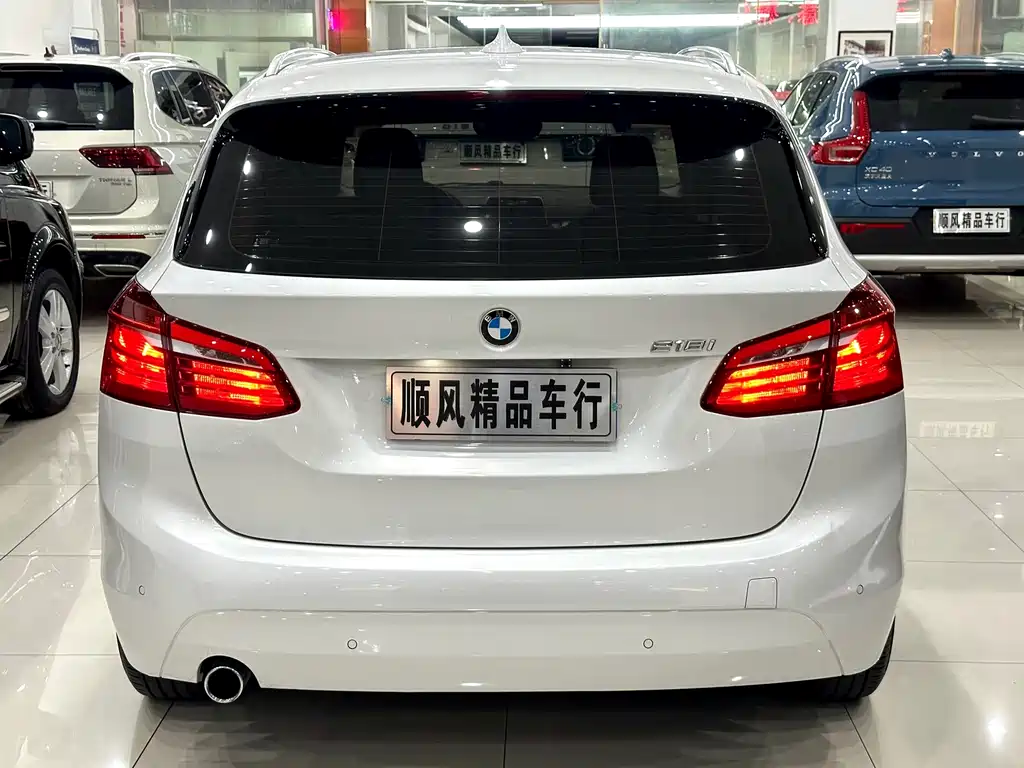 BMW 2 Series Active Tourer — миниатюра 4