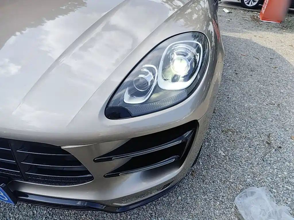 Porsche Macan — миниатюра 24