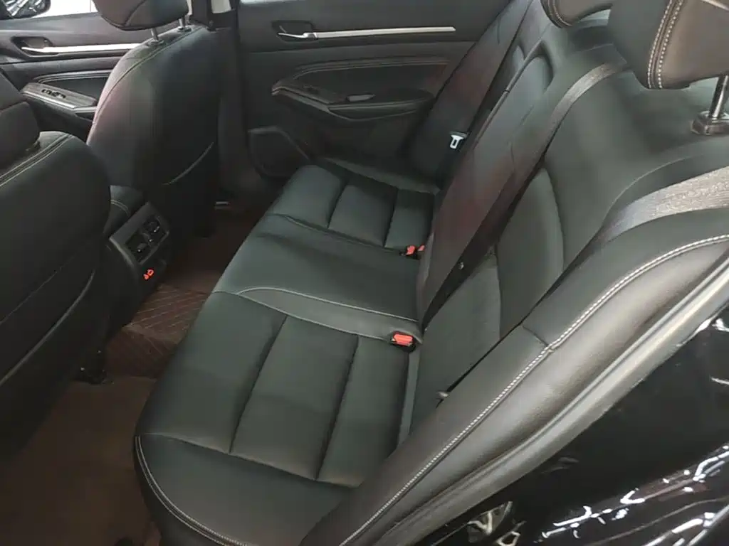 Nissan Teana — миниатюра 17