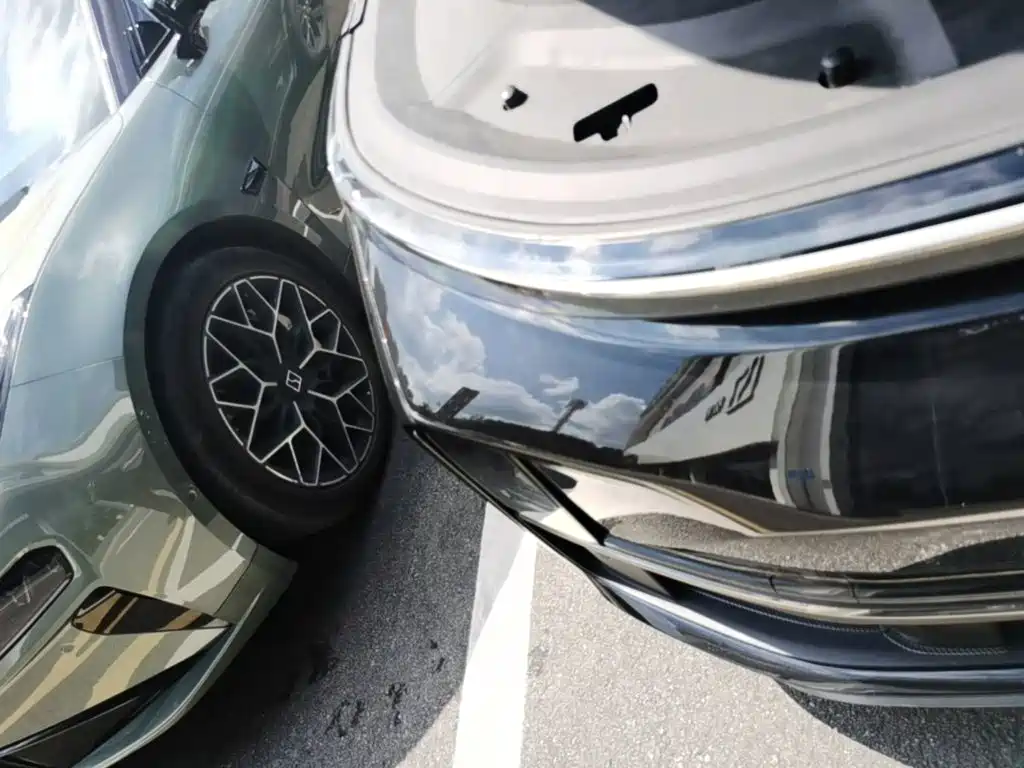 Li Auto Li L8 — миниатюра 11