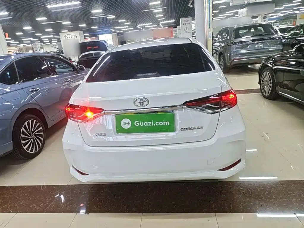 Toyota Corolla — миниатюра 6