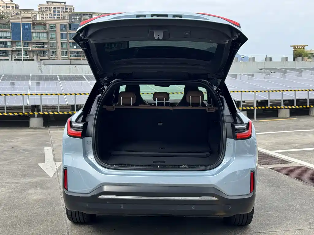 NIO ES6 — миниатюра 11