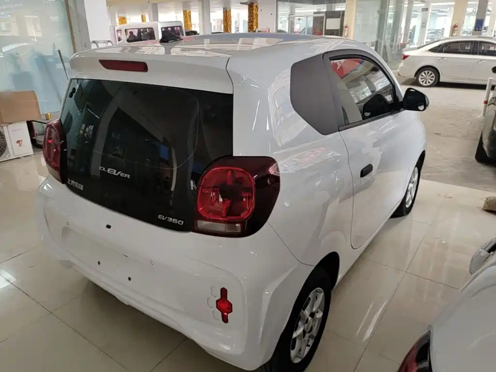 Roewe Clever — миниатюра 7