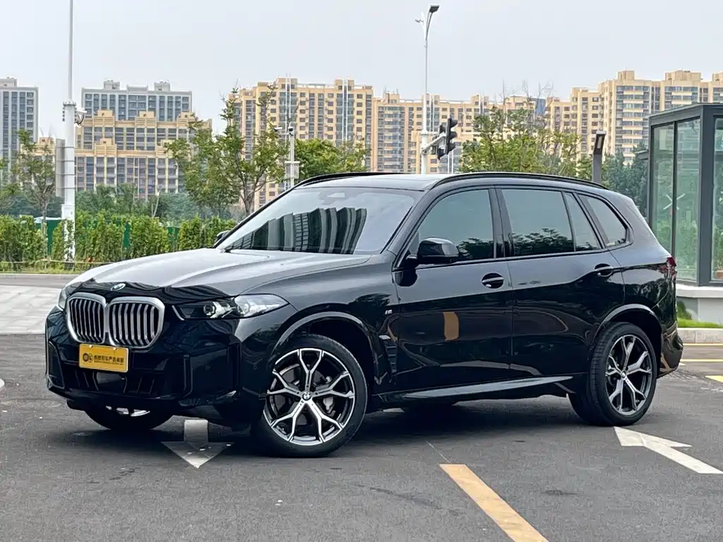 BMW X5 2023 xDrive 30Li Premium Type M Sport Night Package