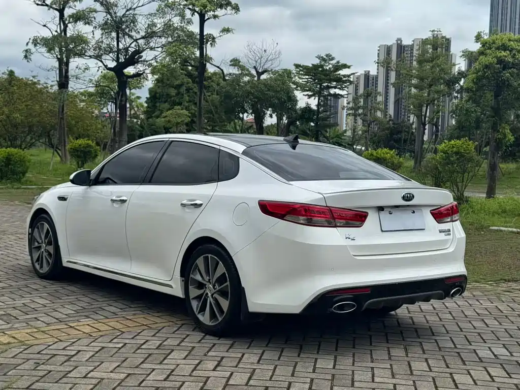 Kia K5 — миниатюра 8
