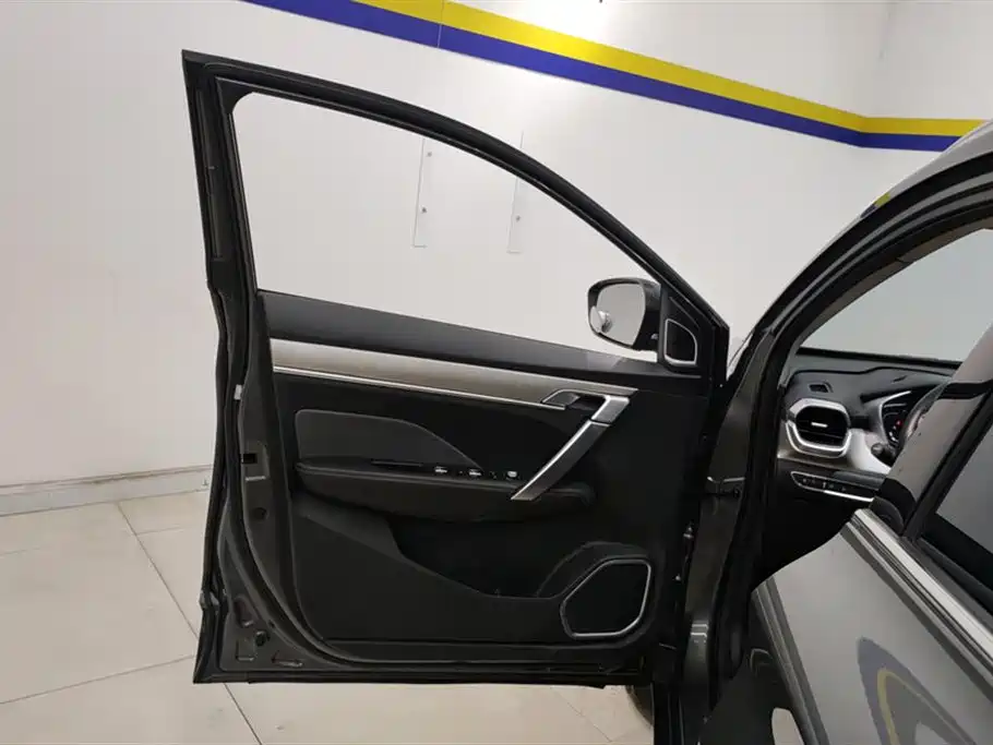 GEELY AUTOMOBILE BINYUE