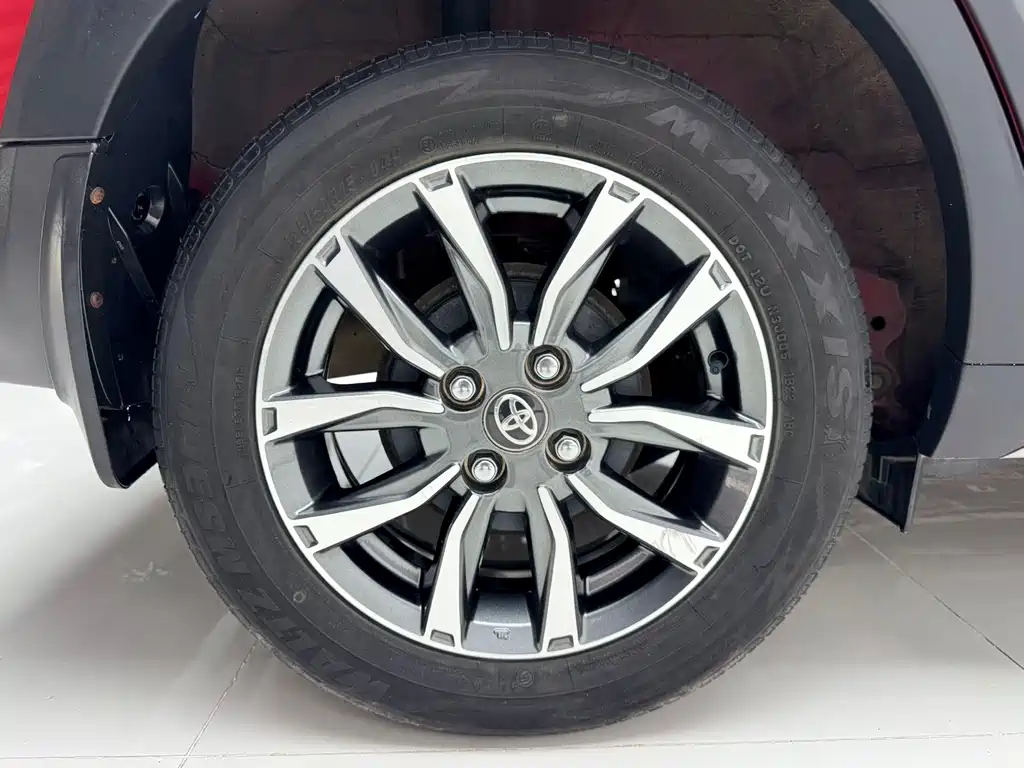 Toyota Yaris L — миниатюра 15