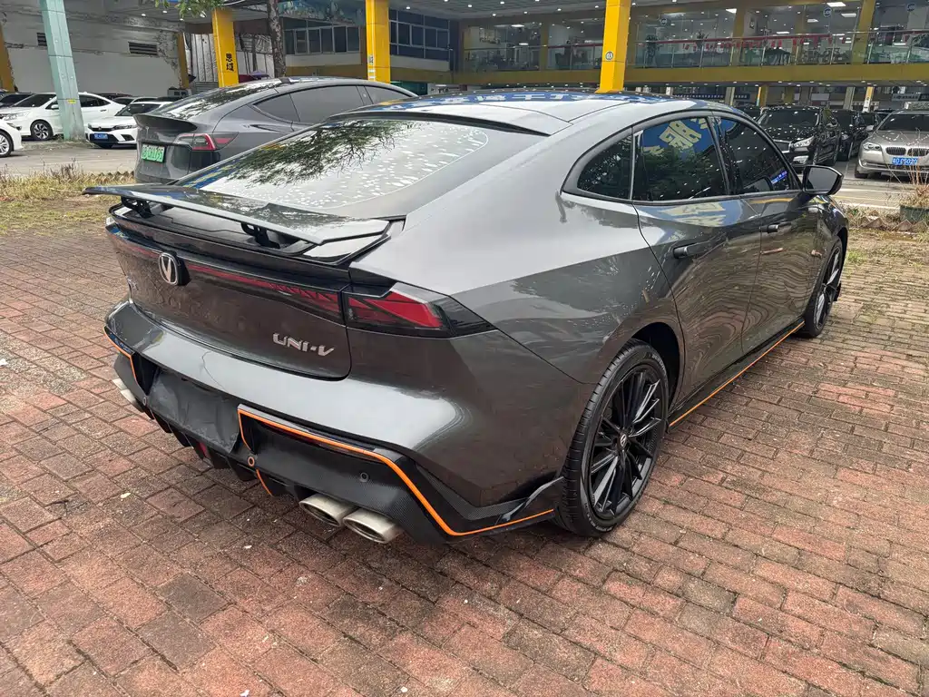 Changan UNI-V — миниатюра 13