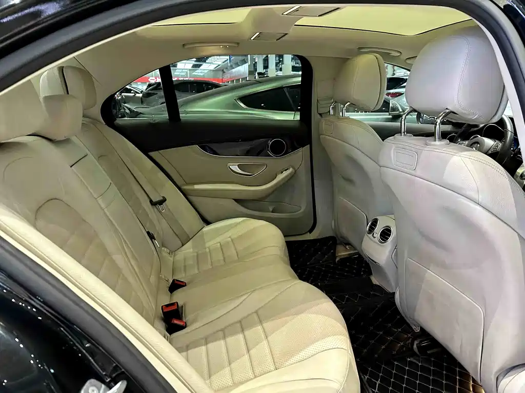 MERCEDES-BENZ C CLASS