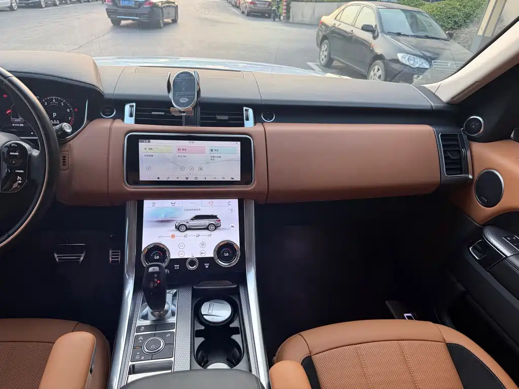 Land Rover Sport — миниатюра 13