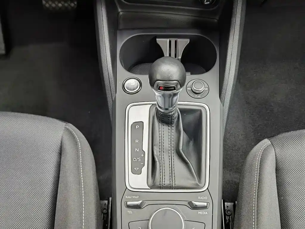 Audi Q2L — миниатюра 13