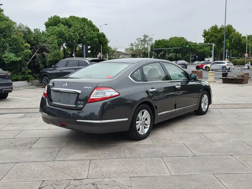 Nissan Teana — миниатюра 4