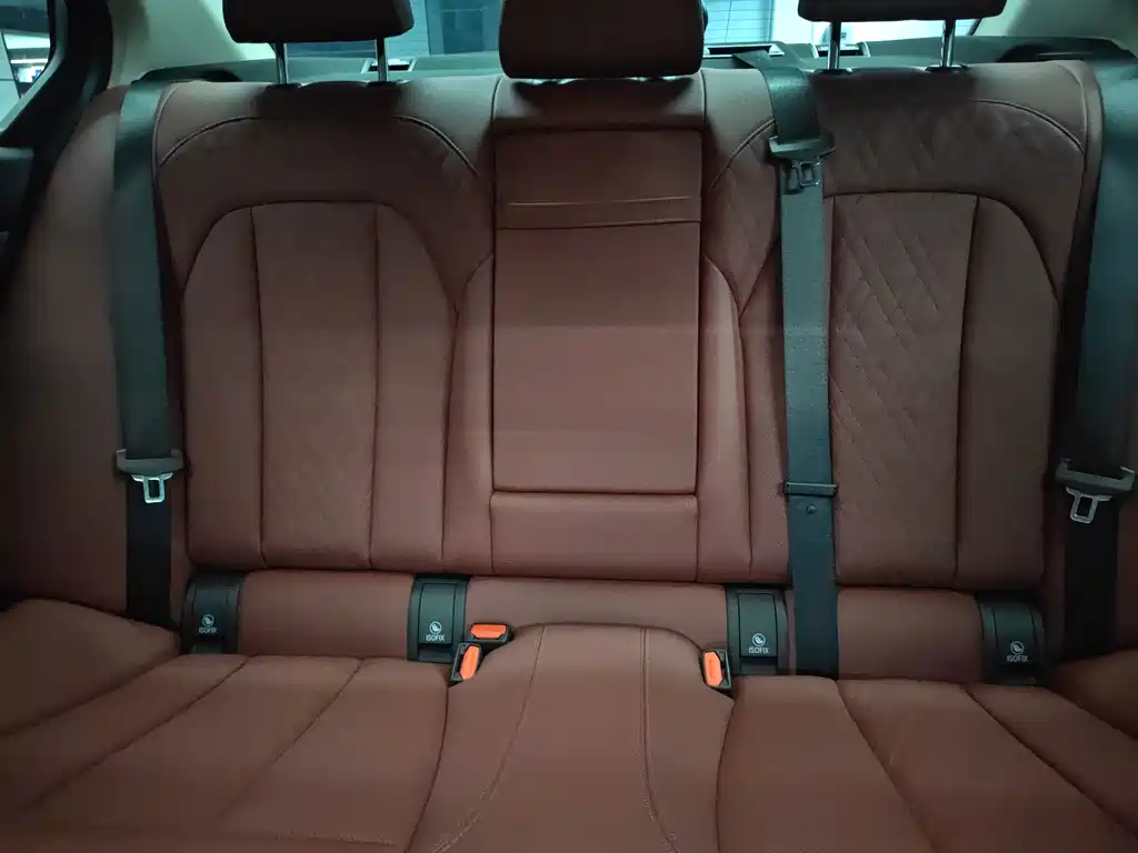BMW 3 Series — миниатюра 11