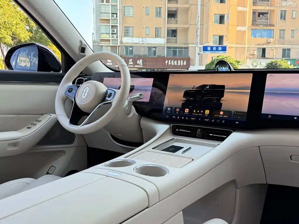 AITO AITO M8 — миниатюра 26