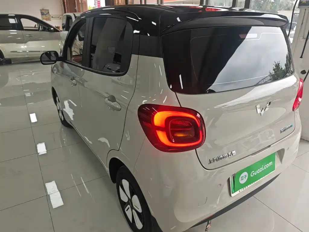 Wuling MINIEV — миниатюра 5