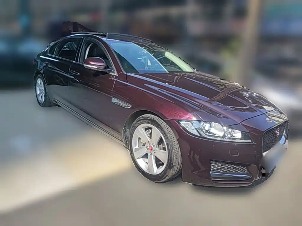 Jaguar XFL — миниатюра 6