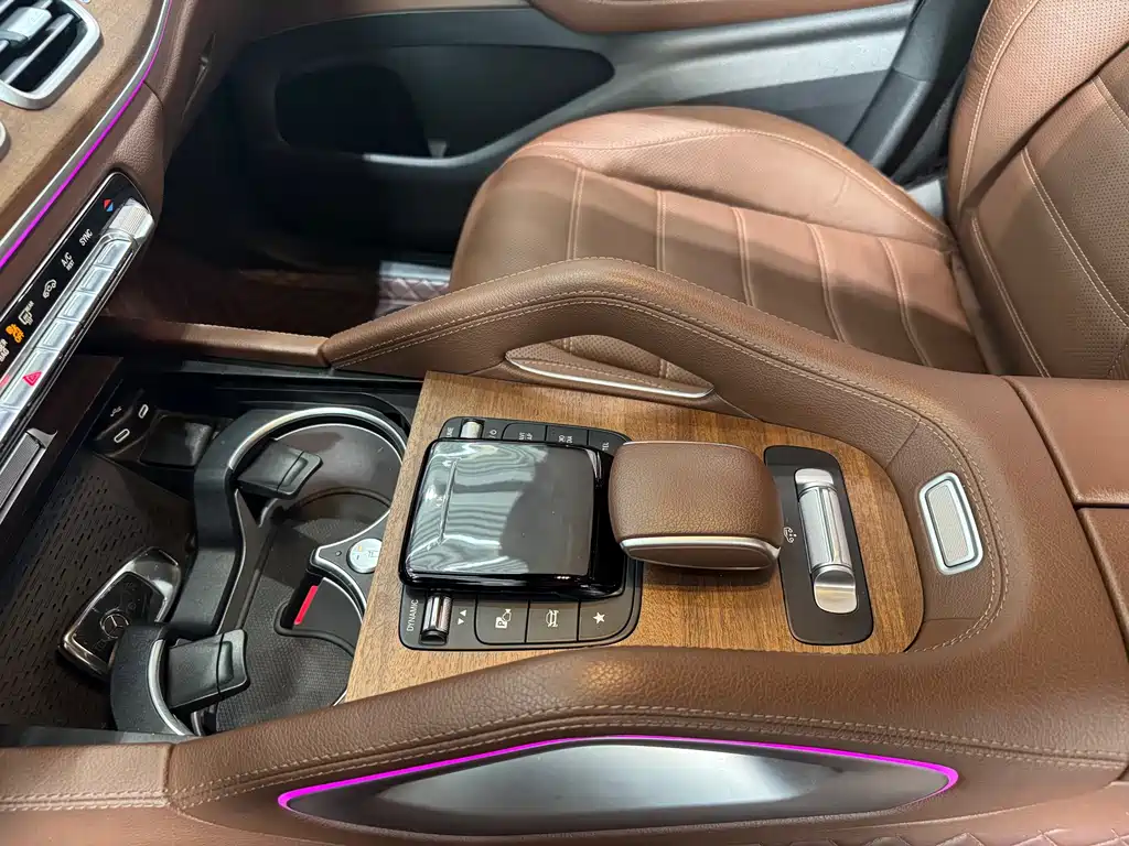 Mercedes-Benz GLS — миниатюра 15
