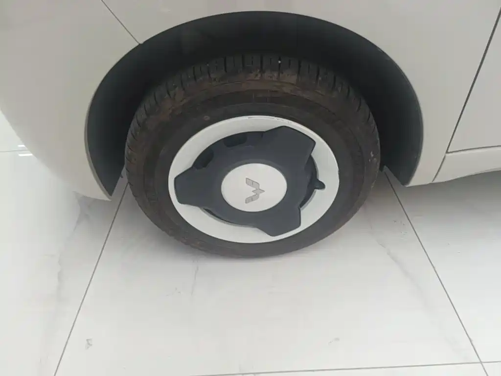 Wuling MINIEV — миниатюра 23