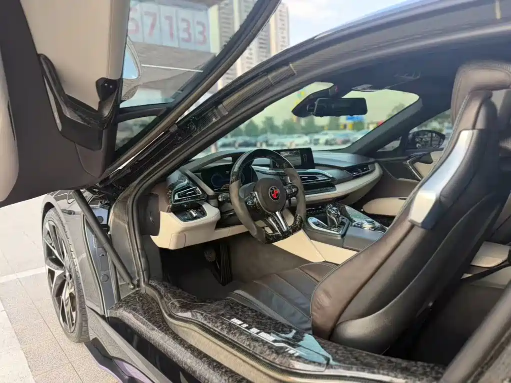 BMW i8 — миниатюра 13