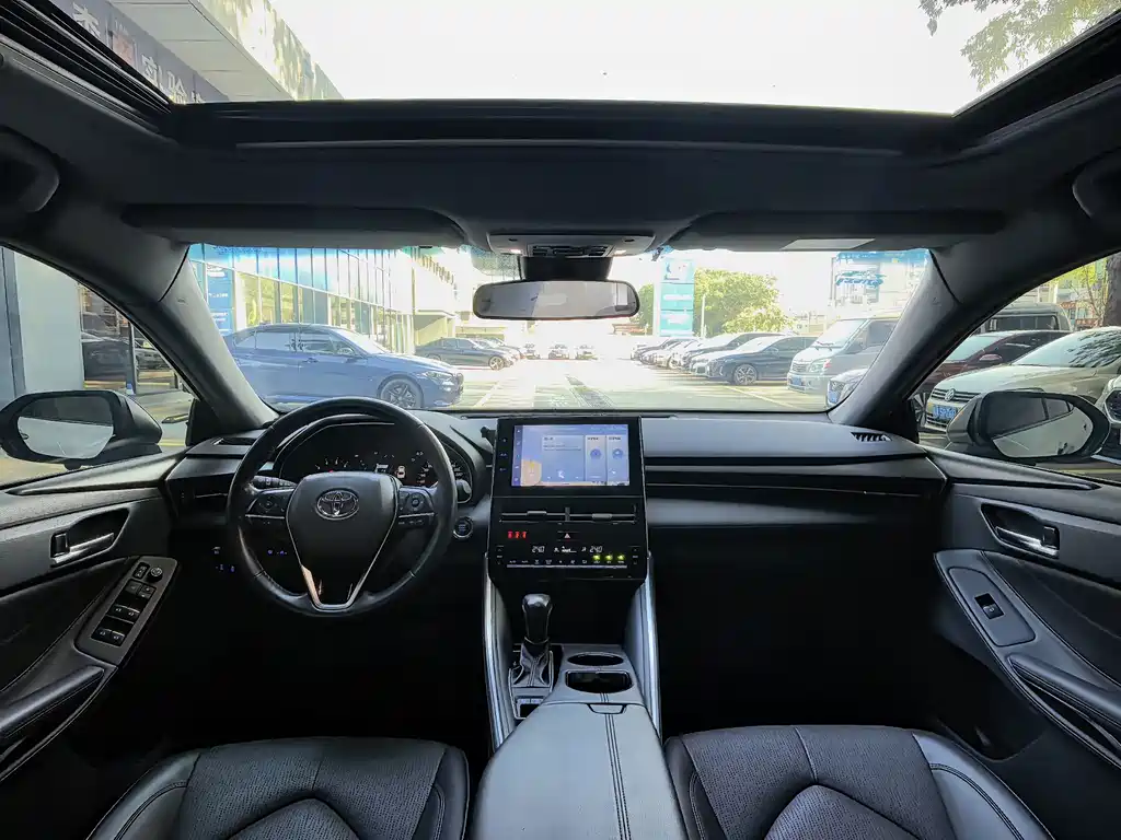 Toyota Avalon — миниатюра 18