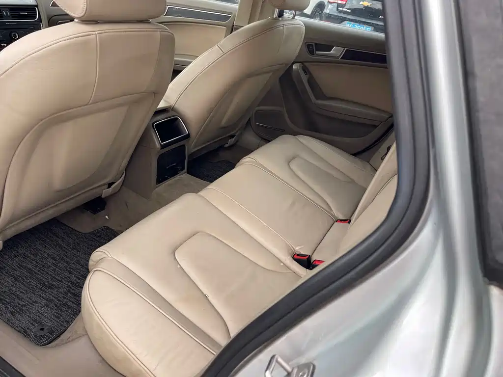 Audi A4L — миниатюра 10