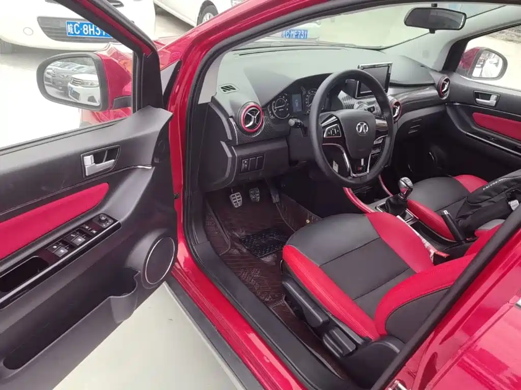 BAIC Senova X25 — миниатюра 16