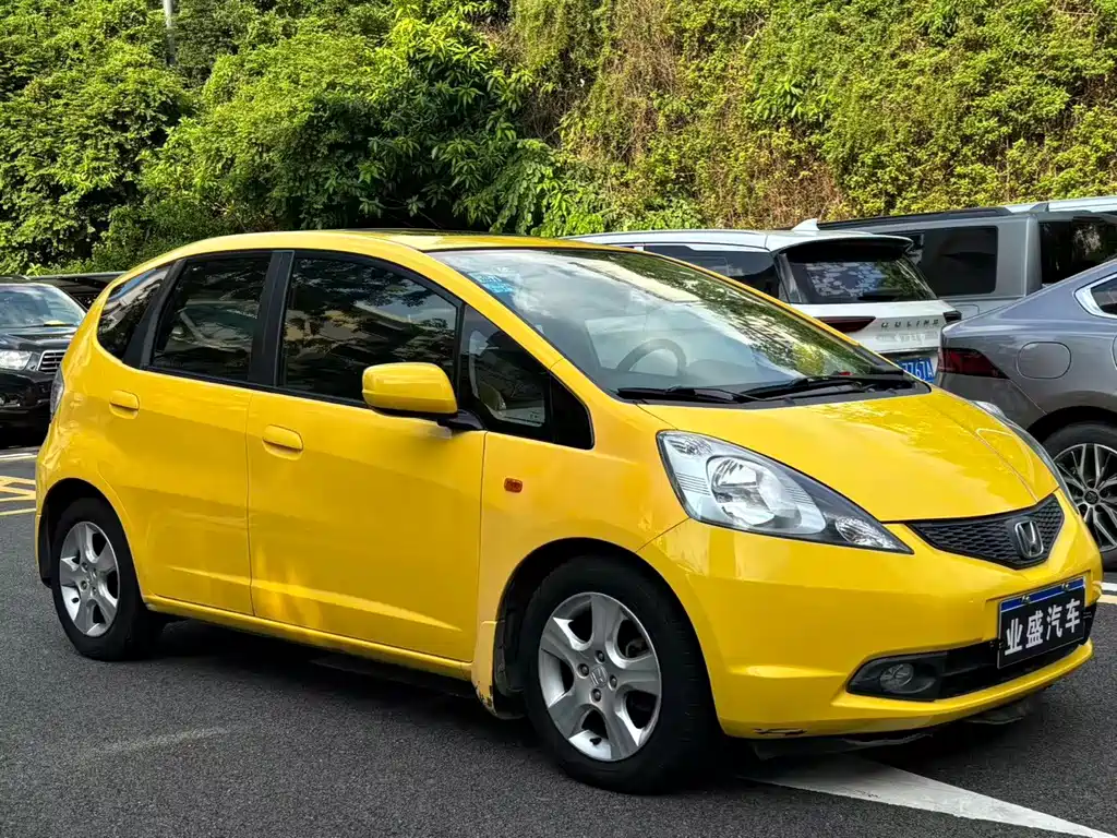 Honda Fit — миниатюра 2