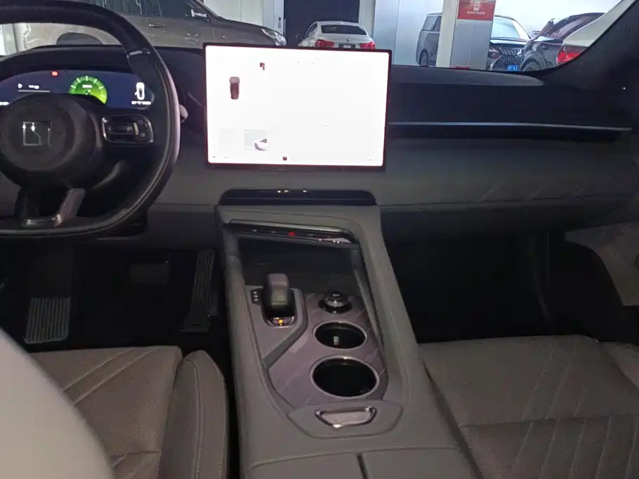 Zeekr 001 — миниатюра 12