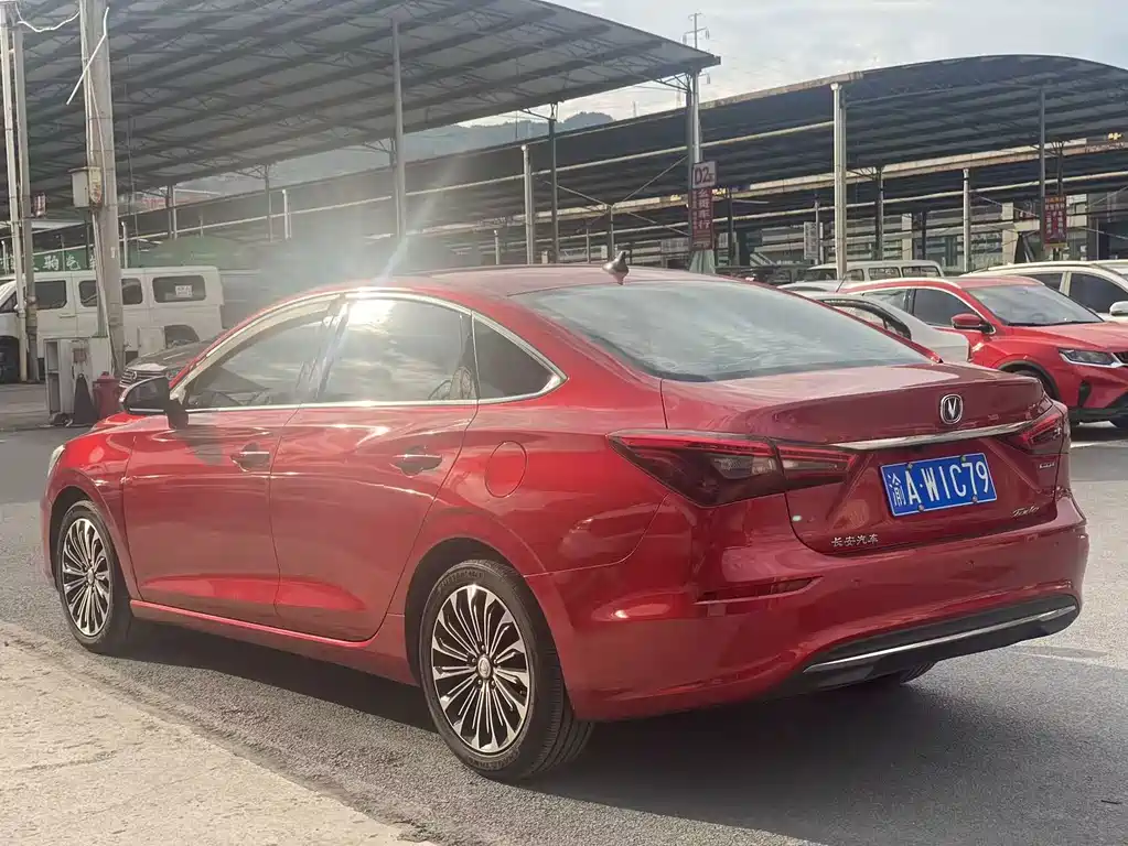Changan Eado — миниатюра 6