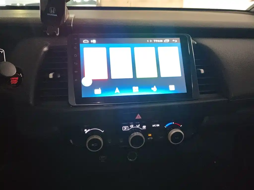 Honda Fit - фото 5