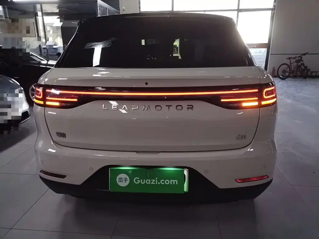 Leapmotor Leapmotor C11 — миниатюра 6