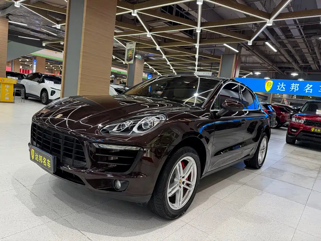 Porsche Macan 2016