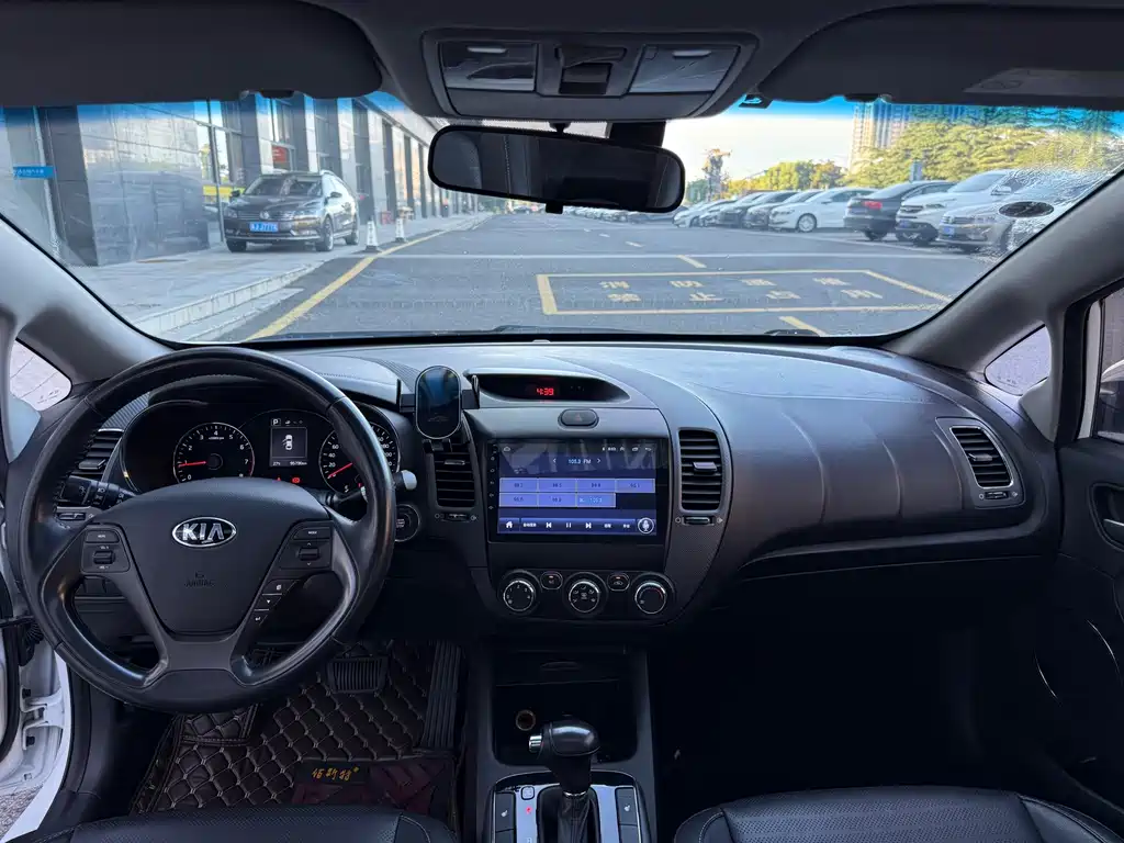 Kia K3 — миниатюра 7
