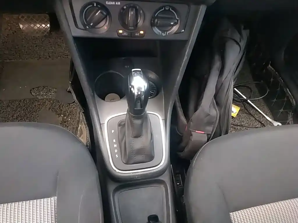 Volkswagen Polo — миниатюра 14