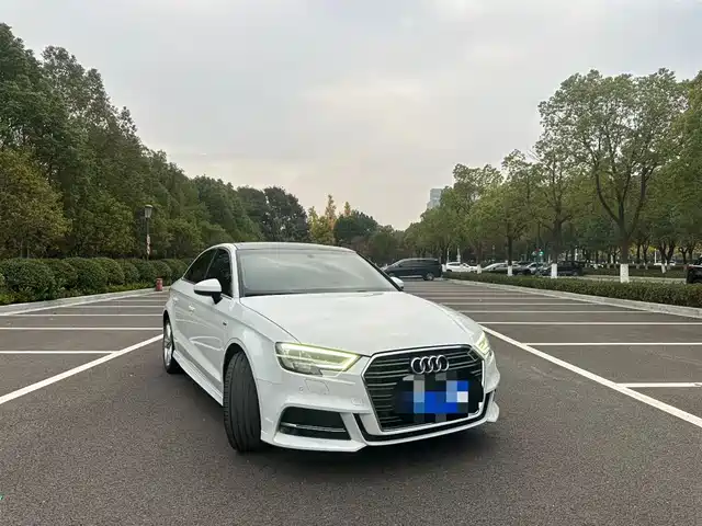 AUDI A3 2019