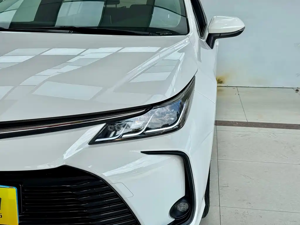 Toyota Corolla — миниатюра 4