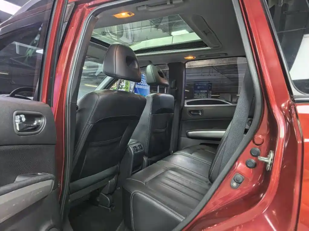 Nissan X-Trail — миниатюра 12