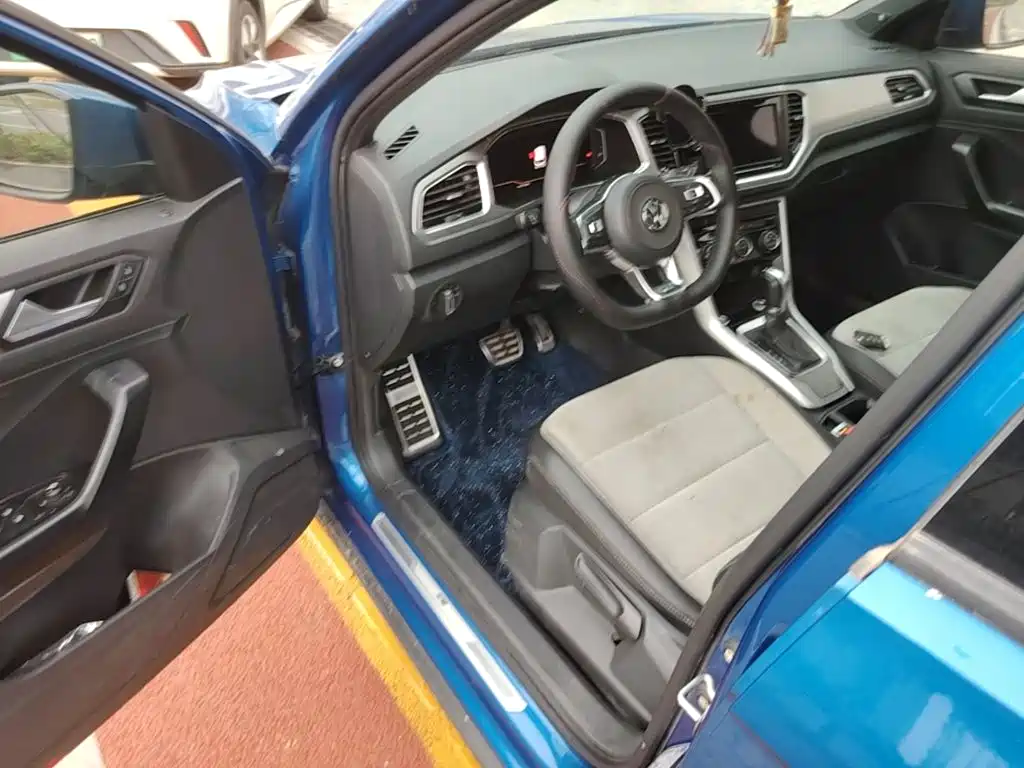 Volkswagen T-Roc — миниатюра 16