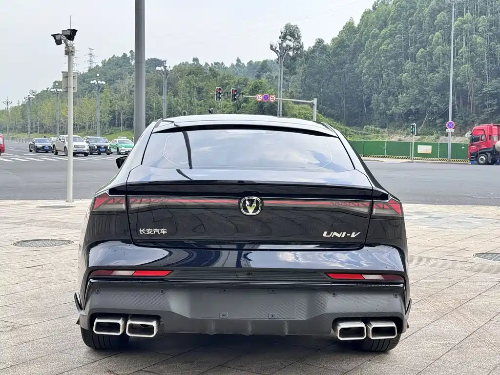 Changan UNI-V — миниатюра 19