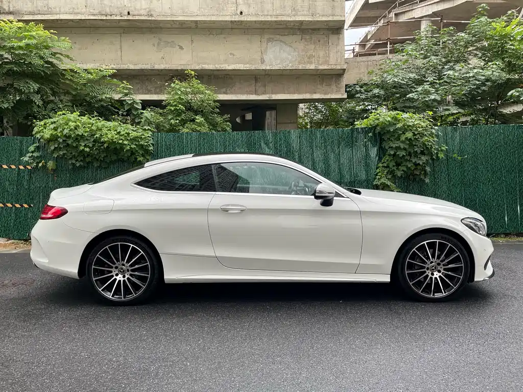 Mercedes-Benz C-Class (Import) — миниатюра 5