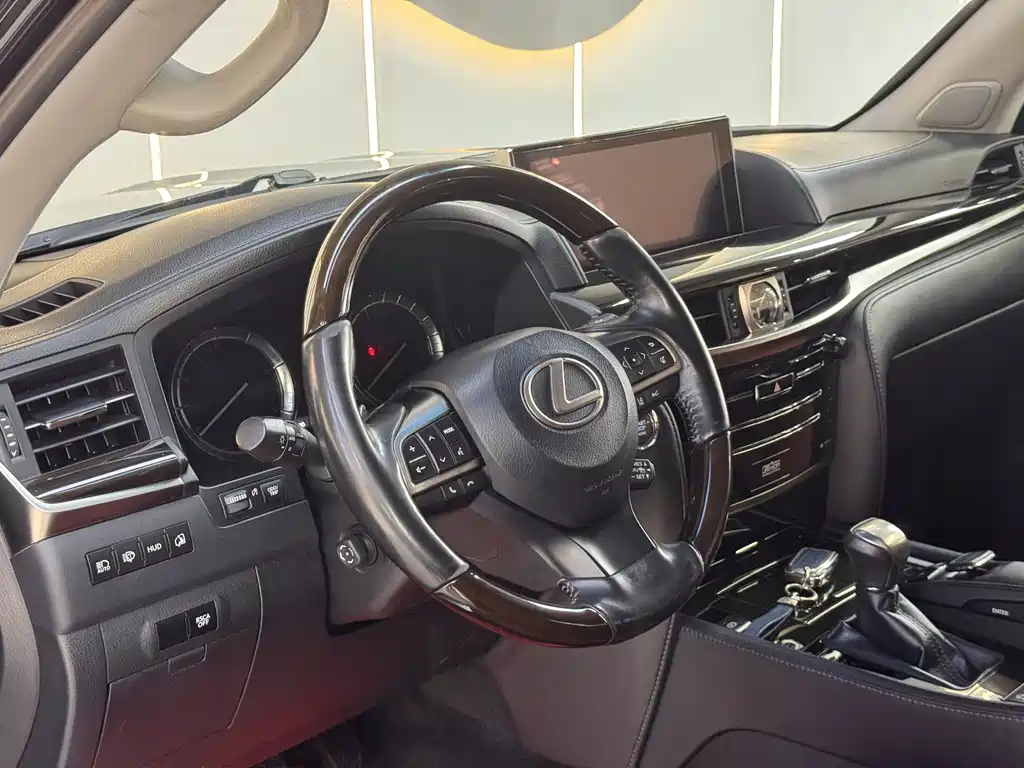 Lexus LX — фотографии объявления, Фото 13