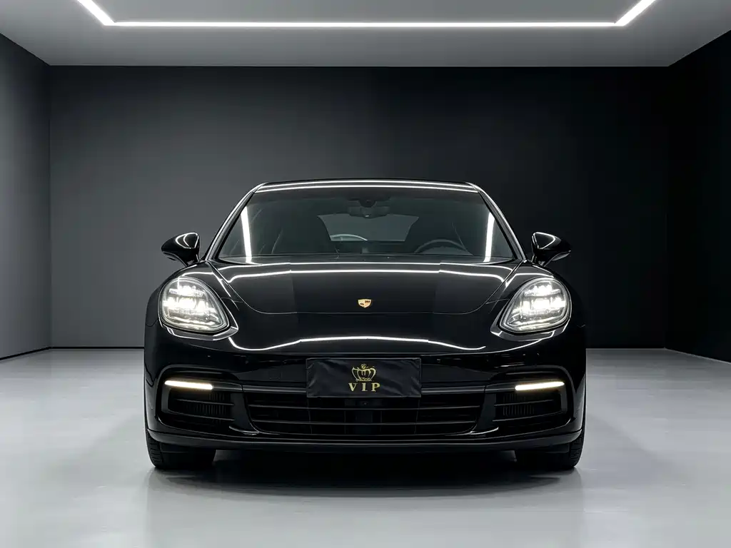Porsche Panamera — миниатюра 2