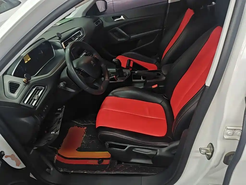 Peugeot 308 — миниатюра 15