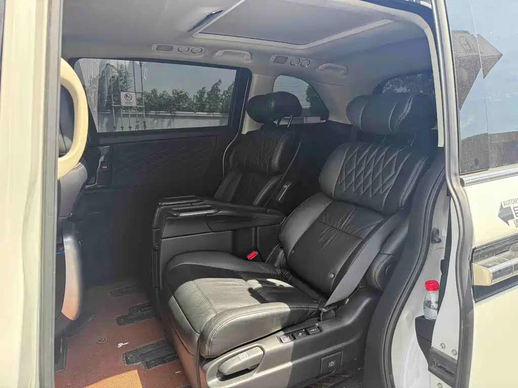Honda Elysion — миниатюра 6