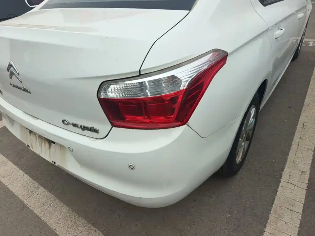 Citroen Elysee — миниатюра 8